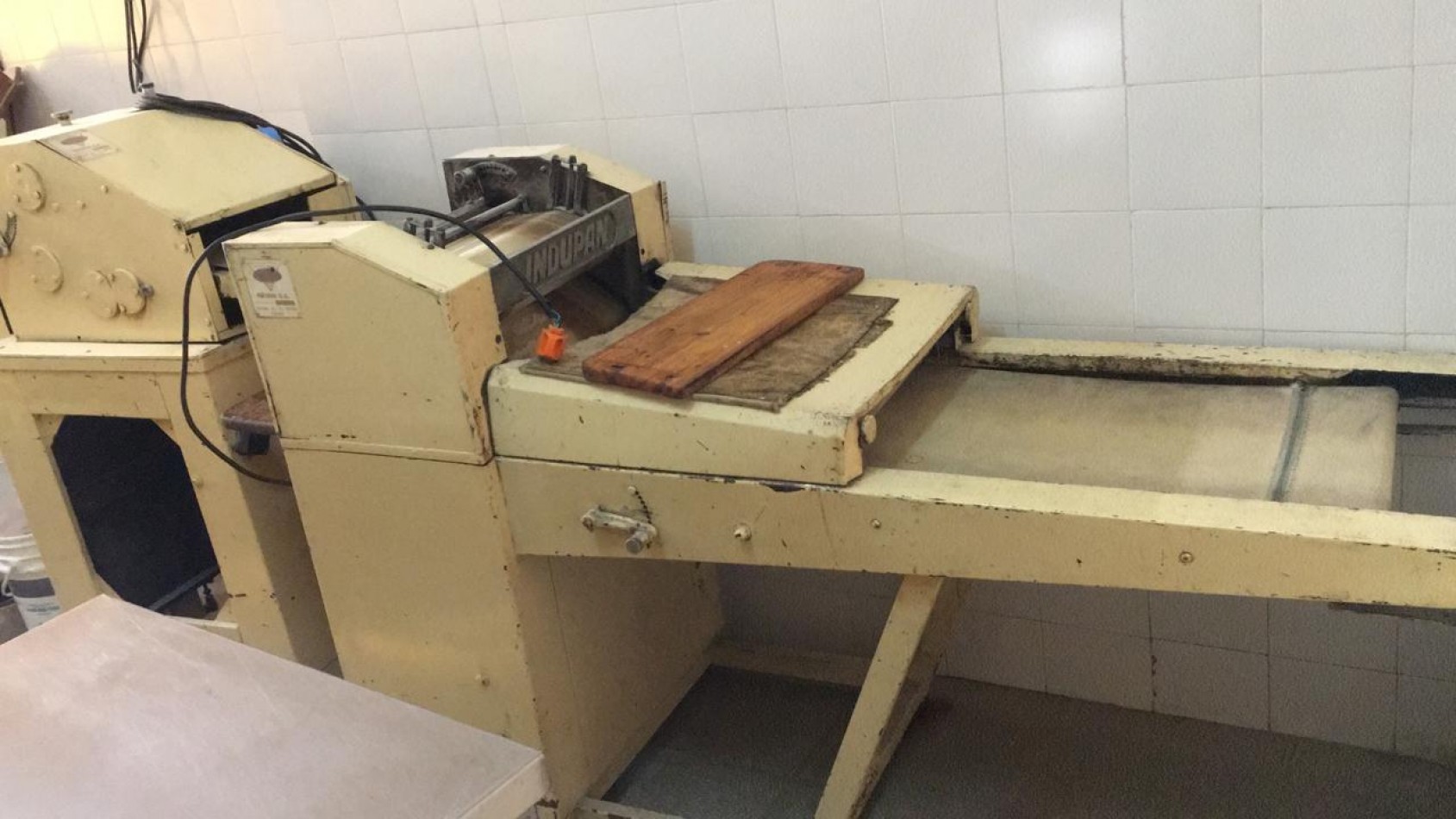 VENTA FONDO DE COMERCIO - PANADERIA CON MAS DE 50 ANOS DE TRAYECTORIA - COLOMBIA ESQ. STGO. PLAULL