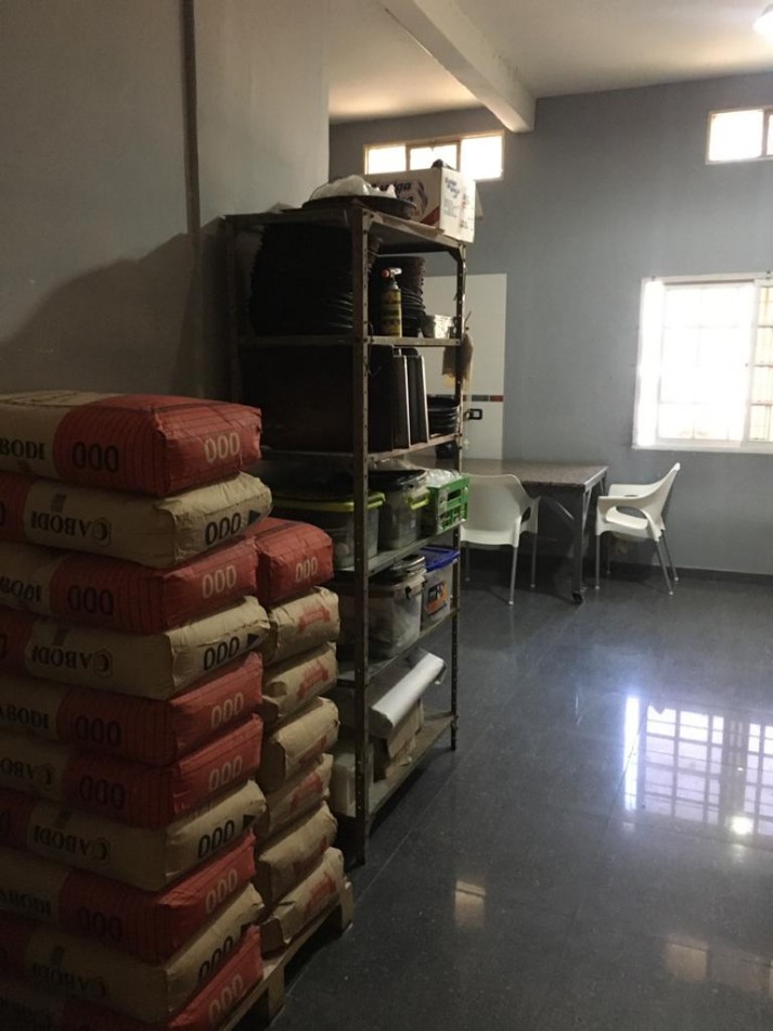 VENTA FONDO DE COMERCIO - PANADERIA CON MAS DE 50 ANOS DE TRAYECTORIA - COLOMBIA ESQ. STGO. PLAULL