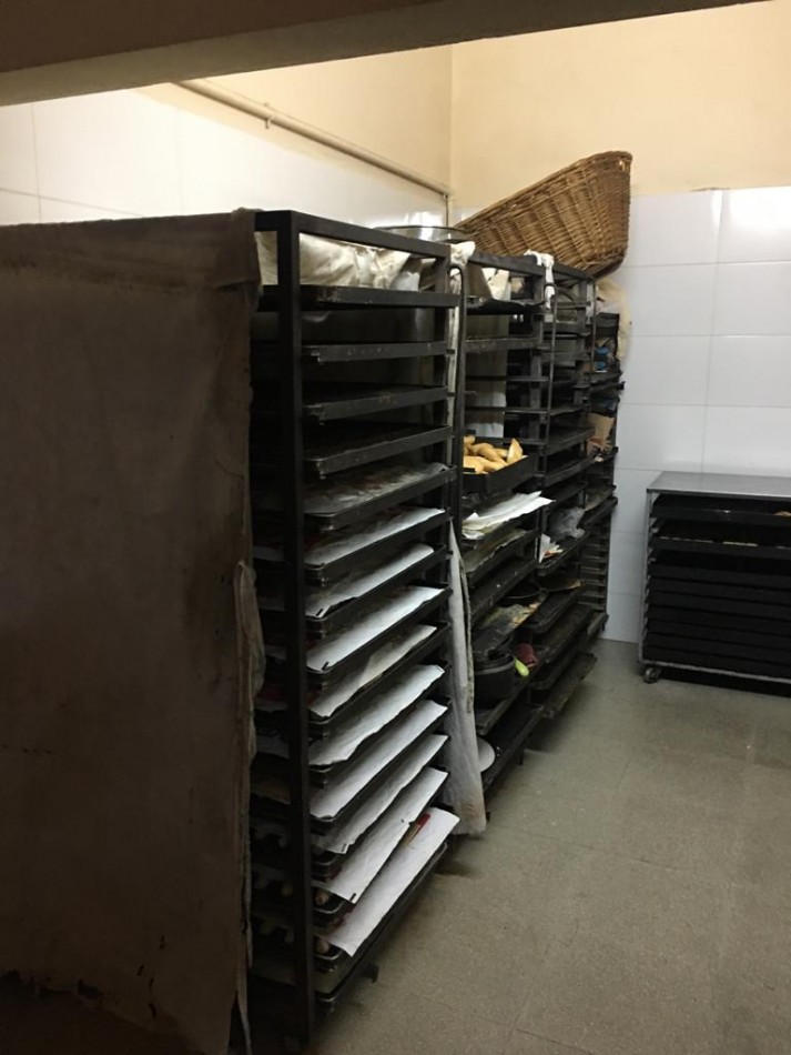 VENTA FONDO DE COMERCIO - PANADERIA CON MAS DE 50 ANOS DE TRAYECTORIA - COLOMBIA ESQ. STGO. PLAULL