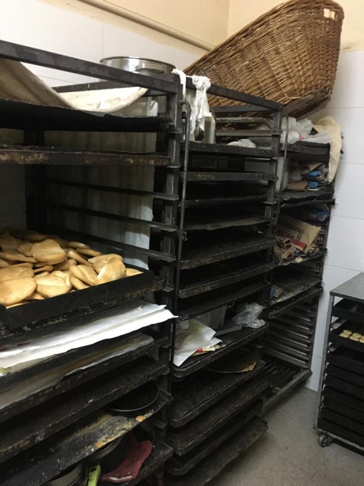 VENTA FONDO DE COMERCIO - PANADERIA CON MAS DE 50 ANOS DE TRAYECTORIA - COLOMBIA ESQ. STGO. PLAULL