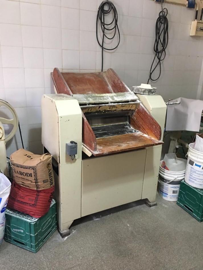 VENTA FONDO DE COMERCIO - PANADERIA CON MAS DE 50 ANOS DE TRAYECTORIA - COLOMBIA ESQ. STGO. PLAULL