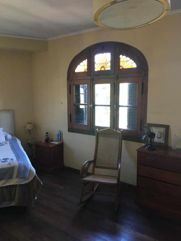 PH TIPO CASA EN TRES NIVELES - IDEAL DOS FAMILIAS - SEGUROLA ESQ. EVA PERON - LANUS OESTE