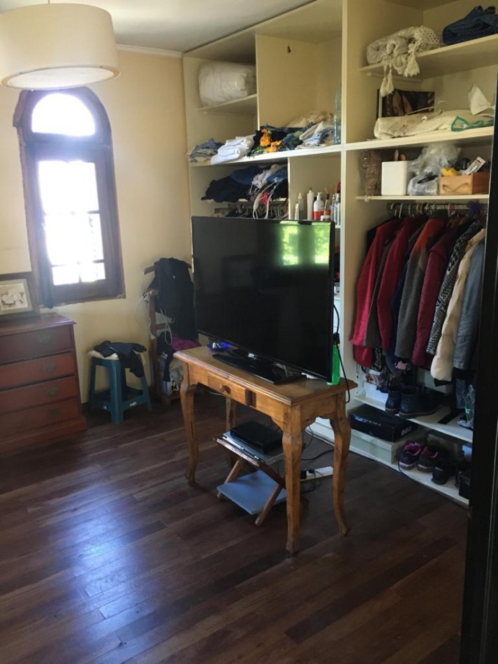 PH TIPO CASA EN TRES NIVELES - IDEAL DOS FAMILIAS - SEGUROLA ESQ. EVA PERON - LANUS OESTE