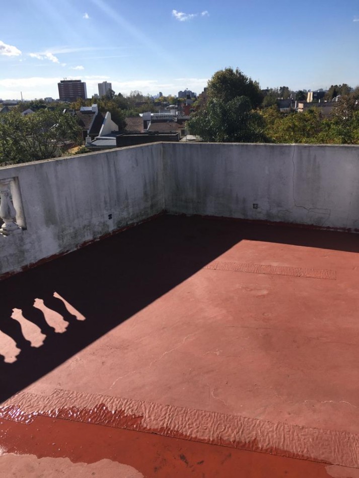 PH TIPO CASA EN TRES NIVELES - IDEAL DOS FAMILIAS - SEGUROLA ESQ. EVA PERON - LANUS OESTE