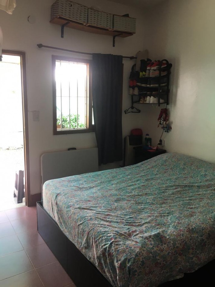 AMPLIA CASA CON DOBLE GARAGE + DPTO 2AMB. C/PATIO + MONO AMBIENTE EN PLANTA ALTA
