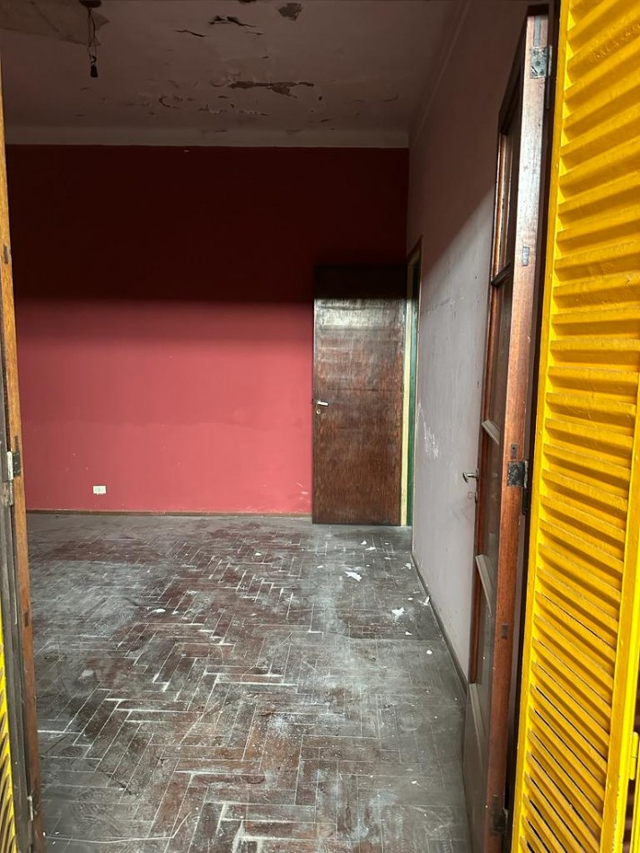 PH 3 AMB. A RECICLAR C/ TERRAZA - 86 metros Totales - QUINTANA 155 - LANUS OESTE
