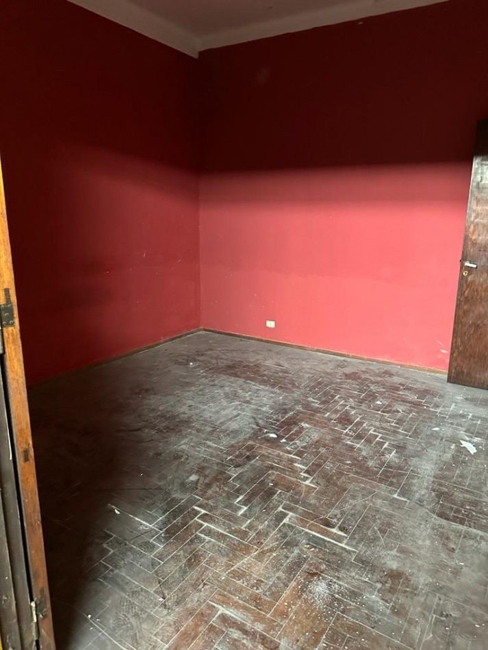 PH 3 AMB. A RECICLAR C/ TERRAZA - 86 metros Totales - QUINTANA 155 - LANUS OESTE