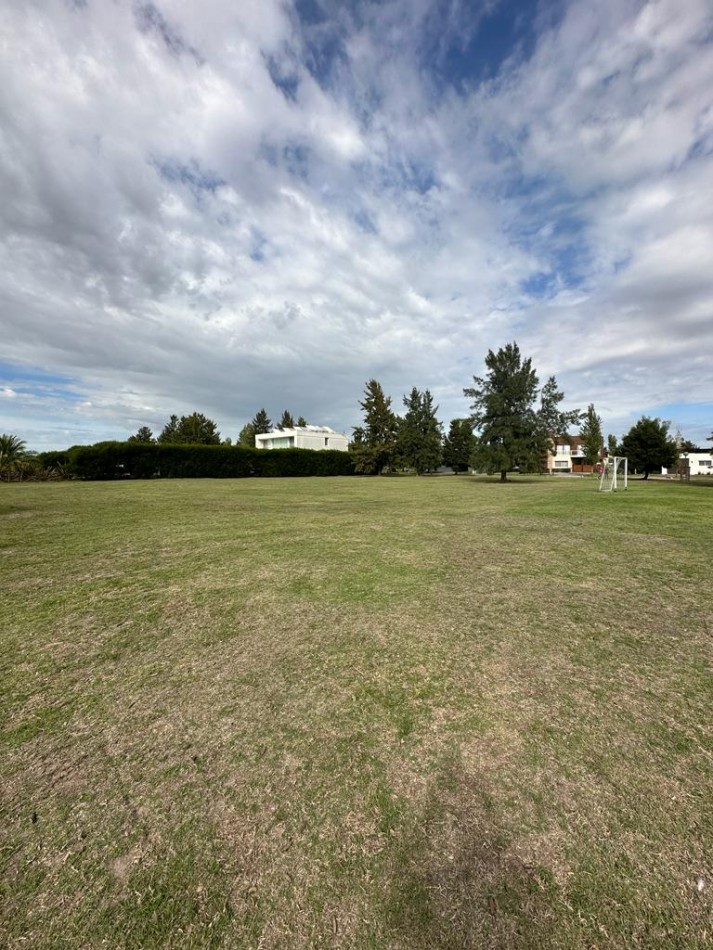VENTA LOTE 1.150 M2 C/ESCRITURA - POSADA DE LOS LAGOS CLUB DE CAMPO - BRANDSEN - (FRENTE HARAS DEL SUR I) 