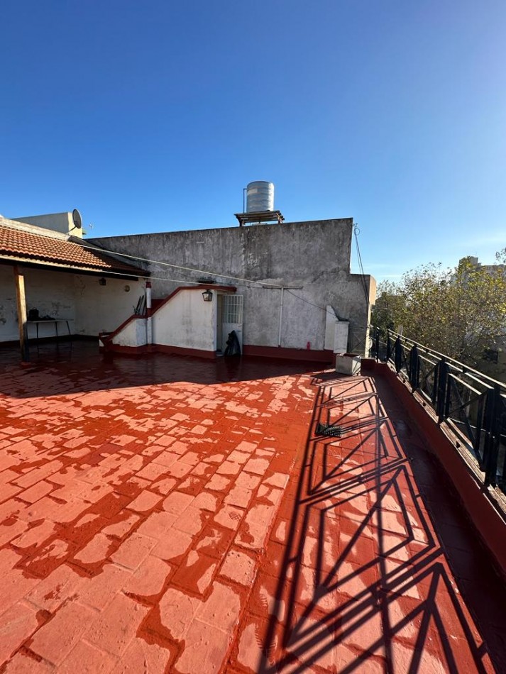 PH al Frente 3 Amb. con balcon pasante, amplia terraza c/Lavadero y parrila