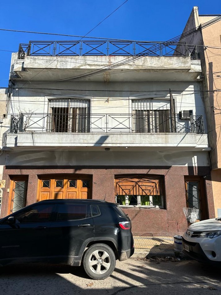 PH al Frente 3 Amb. con balcon pasante, amplia terraza c/Lavadero y parrila