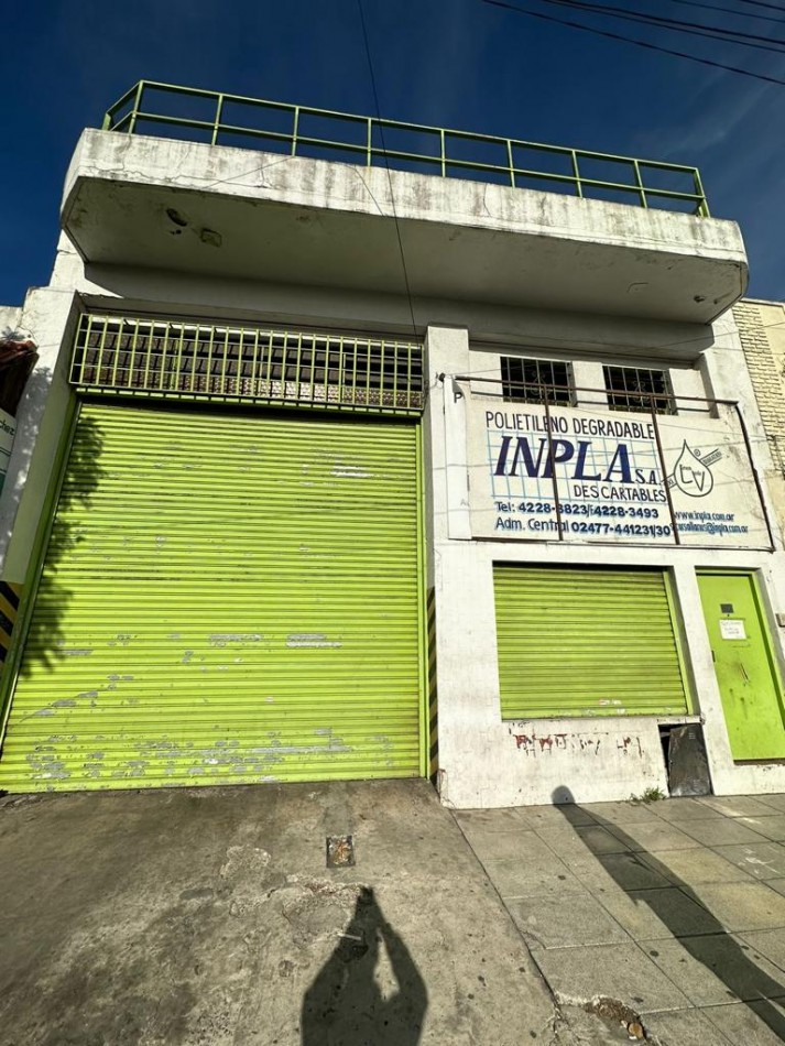 GALPON EN ALQUILER C/OFICINAS - Av. Rivadavia al 900 - Valentin Alsina