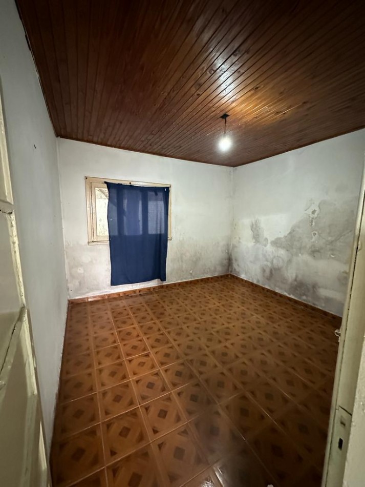 PH INTERNO 3 AMB. A RECICLAR 100% - Av. INTENDENTE QUINDIMIL y SANTIAGO DEL ESTERO.