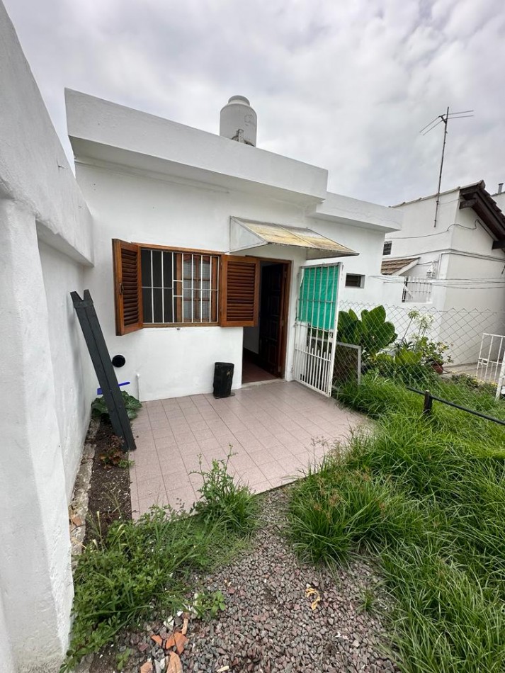 DPTO INTERNO 2 AMB. CON PATIO - JEAN JAURES AL 1100