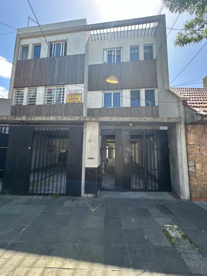 DPTO TIPO DUPLEX 2 AMBIENTES EN ALQUILER - CORDOBA AL 900 - LANUS ESTE