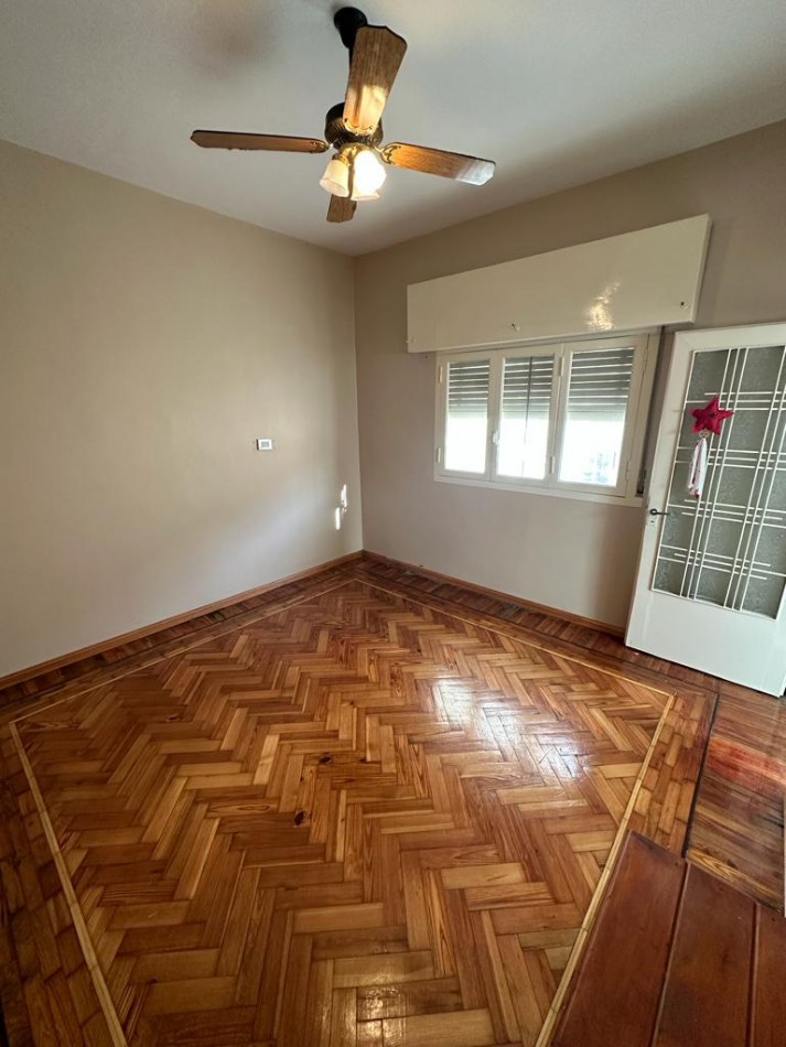 Dpto INTERNO DE UN AMB. y MEDIO C/PATIO - MORENO 2300 - (ZONA COTO AV. RIVADAVIA) 