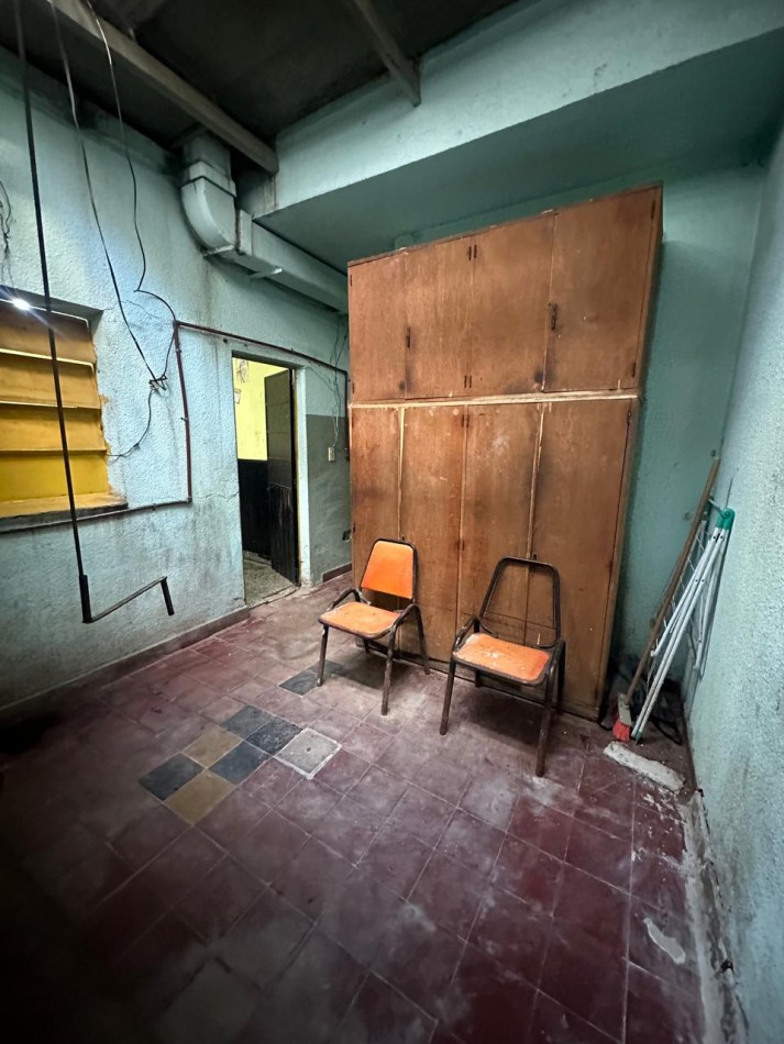 VENTA DPTO PLANTA BAJA 2 AMB. CON PATIO INTERNO - Av. San Martin 2100 - Lanus Oeste