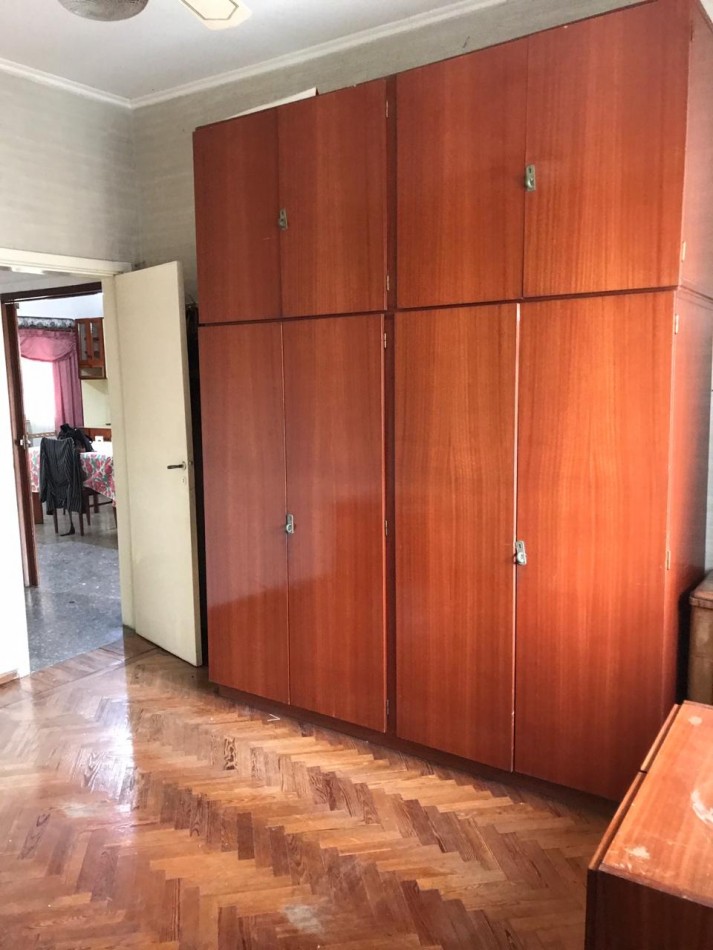 CHALET TIPO AMERICANO EN ALQUILER 3 AMB. CON TERRAZA - ALBARRACIN 3600 - LANUS ESTE