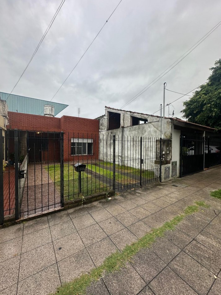 AMPLIO PH 2 AMB. EN ALQUILER CON COCHERA Y PATIO - TUCUMAN AL 3200 - QUILMES OESTE