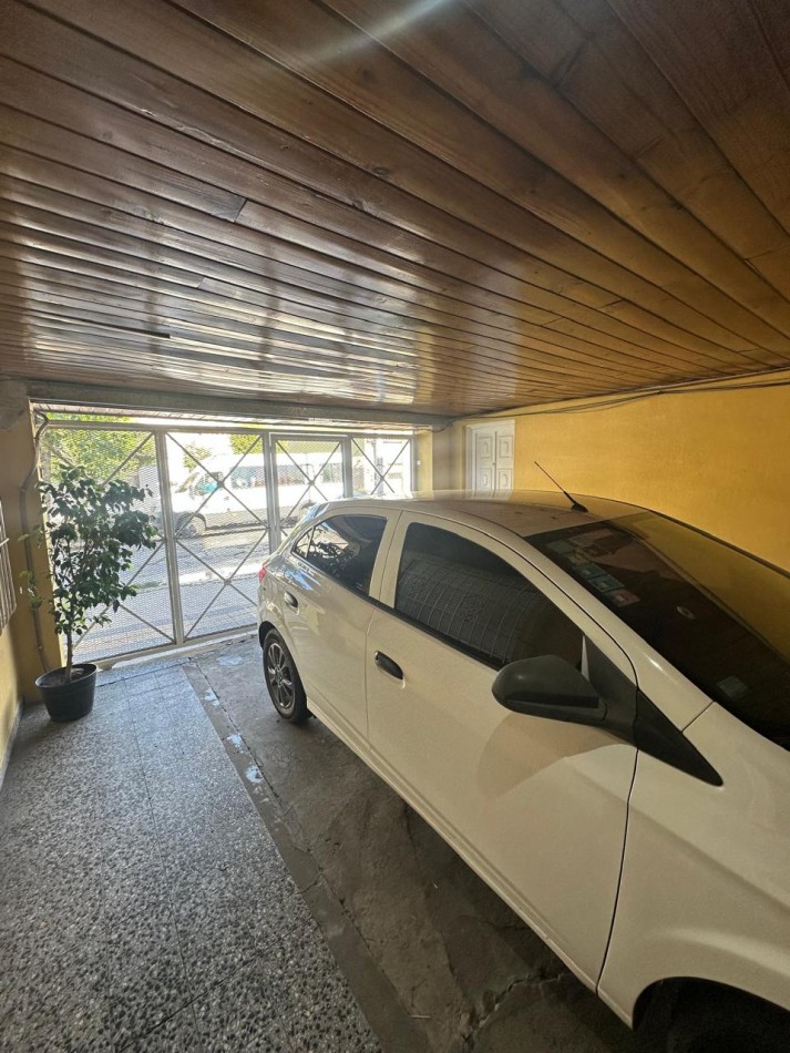 ALQUILER - Depto Interno 2 amb. y medio Amplio - Moreno al 2300 e/Murature y Humahuaca - Lanus Oeste 
