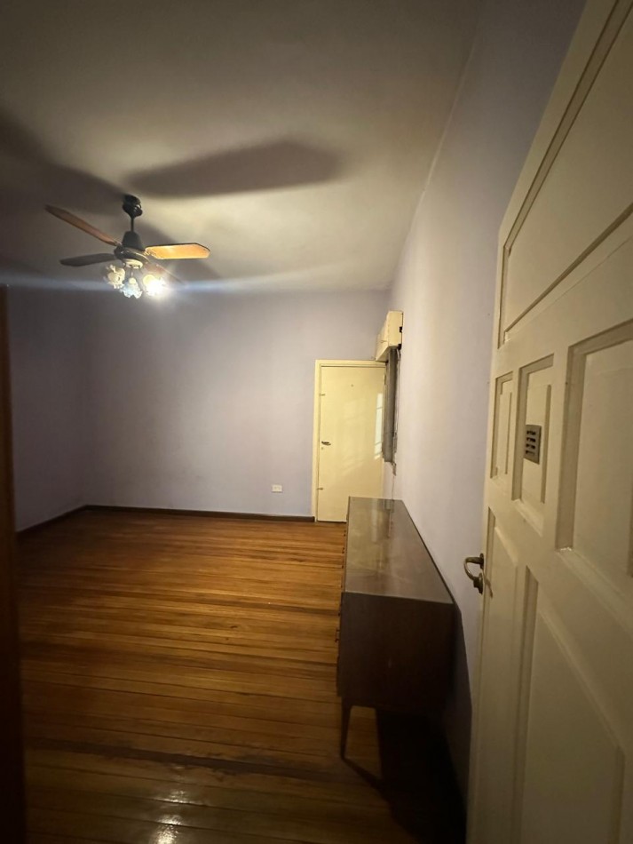 ALQUILER - Depto Interno 2 amb. y medio Amplio - Moreno al 2300 e/Murature y Humahuaca - Lanus Oeste 