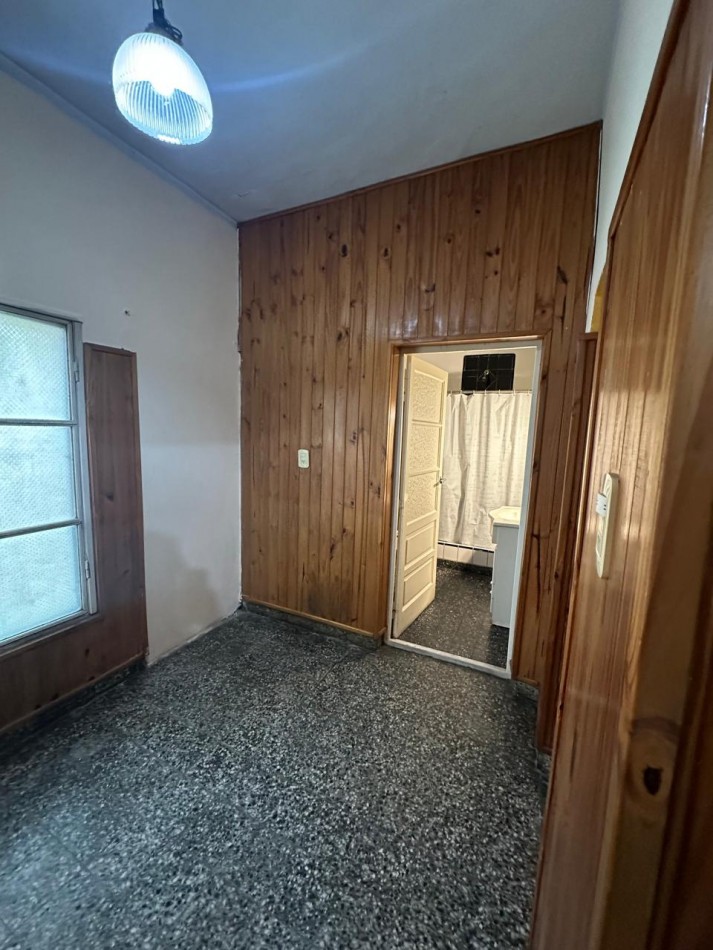 ALQUILER - Depto Interno 2 amb. y medio Amplio - Moreno al 2300 e/Murature y Humahuaca - Lanus Oeste 