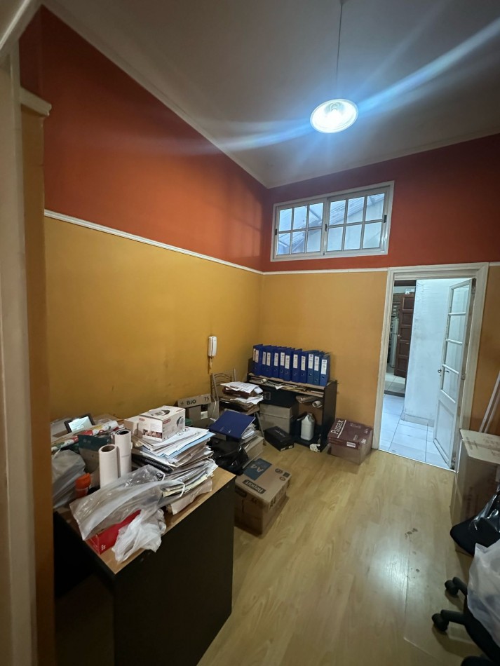LOCAL EN ALQUILER 70 m2 APROX - Av. INTENDENTE QUINDIMIL 21 A MTRS DE Av. HIPOLITO YRIGOYEN - LANUS OESTE
