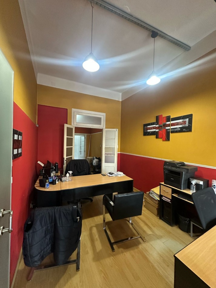 LOCAL EN ALQUILER 70 m2 APROX - Av. INTENDENTE QUINDIMIL 21 A MTRS DE Av. HIPOLITO YRIGOYEN - LANUS OESTE