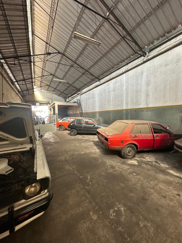 GALPON DE 450 m2 EN ALQUILER - CANADA AL 2400 - LANUS OESTE