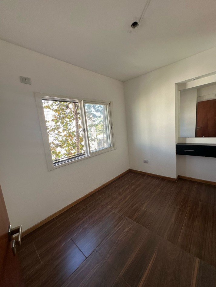 Dpto 3 Amb. EN ALQUILER - APTO PROFESIONAL/VIVIENDA - AVELLANEDA al 700 - RAMOS MEJIA