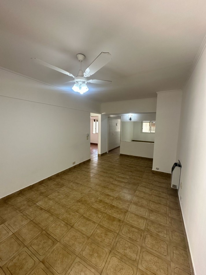AMPLIO 3 AMB. EN ALQUILER - Av. GAONA 2200 - RAMOS MEJIA 