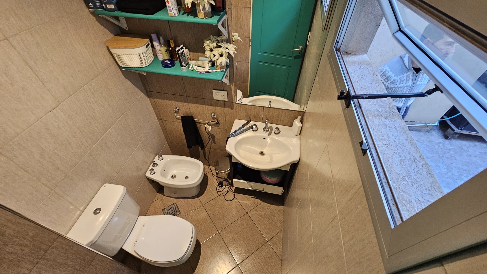 U$S 56.900 - VENTA PH de 3 amb. interno con patio, muy buen estado - NO ABONA EXPENSAS - Oportunidad!