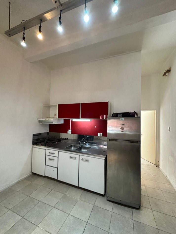 **45.000.-** PH AL FRENTE EN PLANTA BAJA 2 AMB. CON PATIO - Av. San Martin 2900 - Lanus