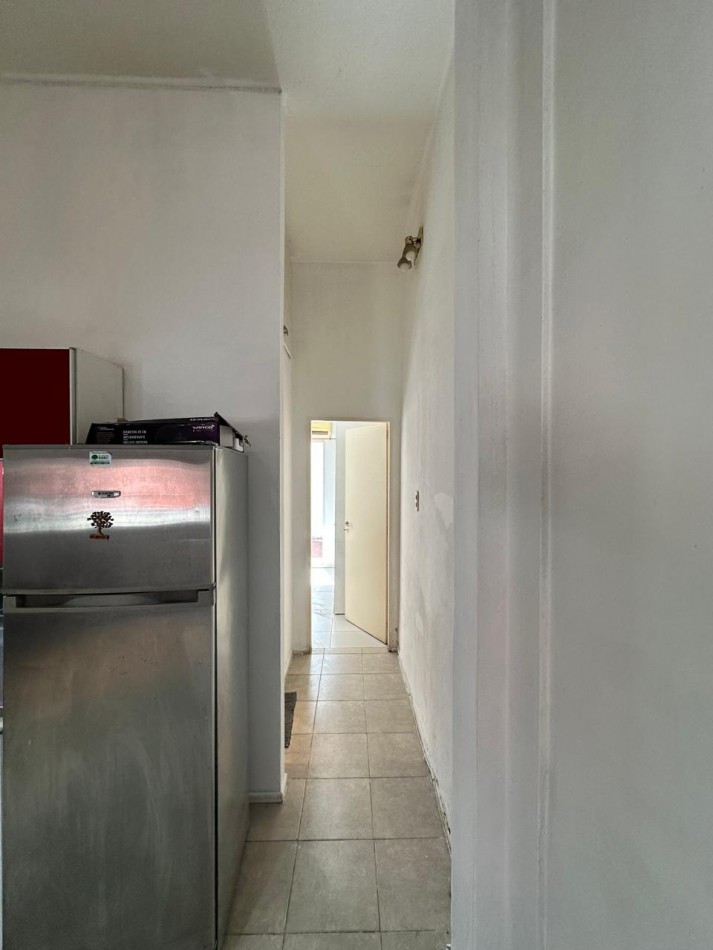 **45.000.-** PH AL FRENTE EN PLANTA BAJA 2 AMB. CON PATIO - Av. San Martin 2900 - Lanus