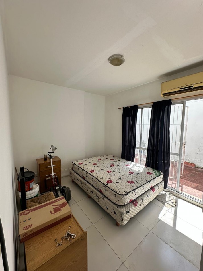 **45.000.-** PH AL FRENTE EN PLANTA BAJA 2 AMB. CON PATIO - Av. San Martin 2900 - Lanus