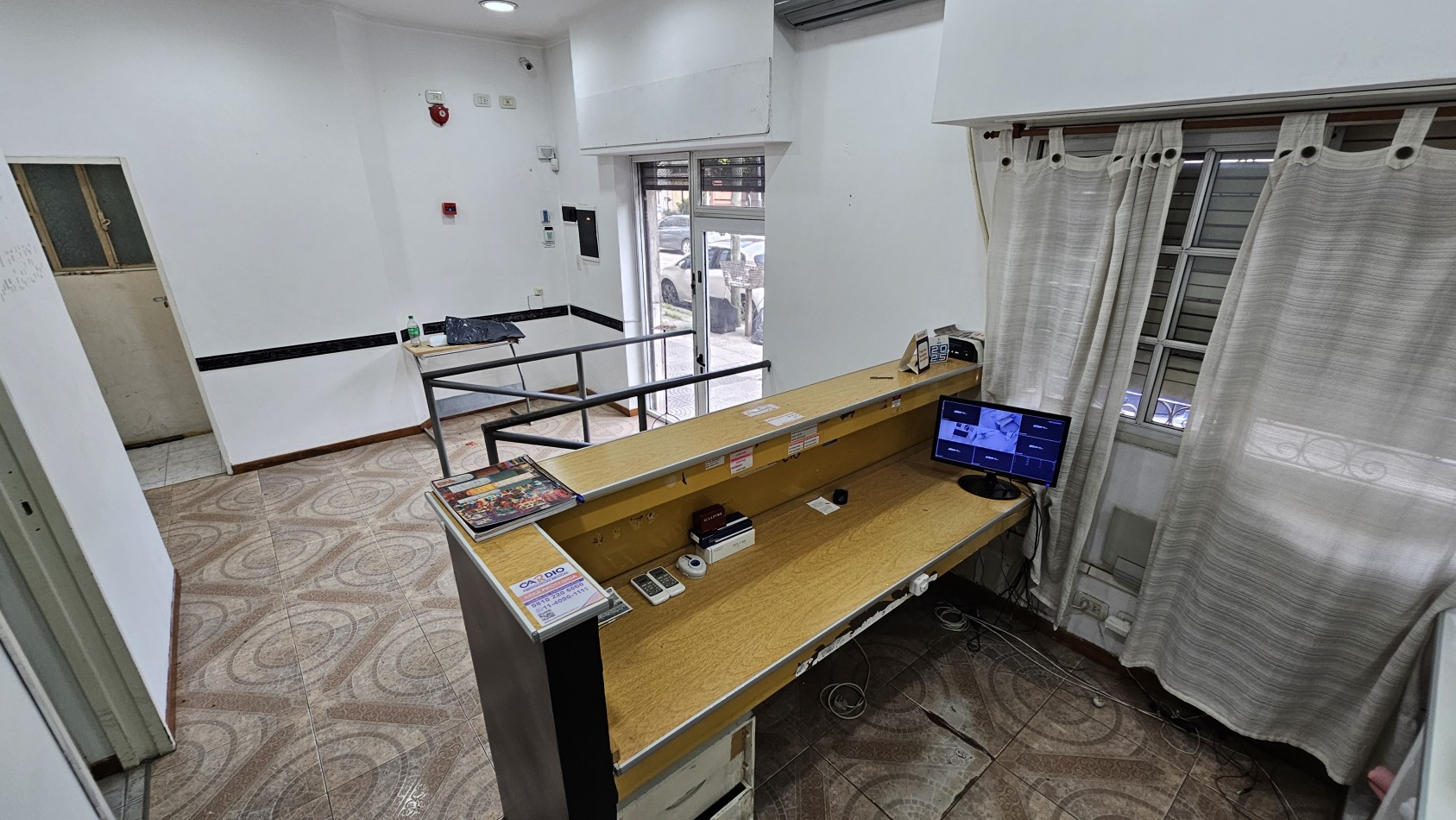 **$1.800.000.-** x mes - Local en alquiler - 5 Consultorios (medicos y/o estetica) en Lanus Oeste