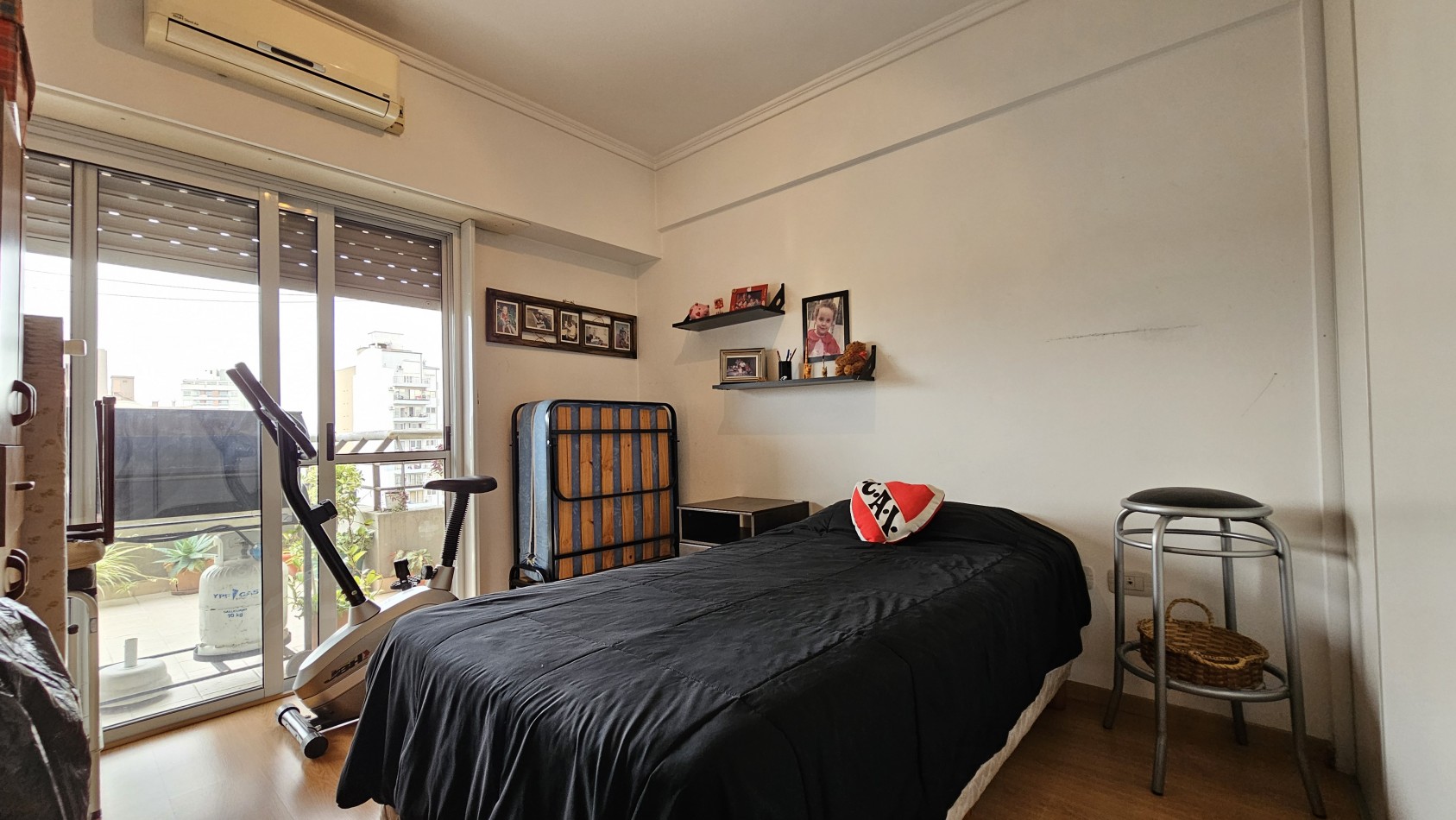 **u$s 95.000** - Venta Dto. de 3 amb. - 7mo piso - Margarita Weild 1500 - Lanus Este