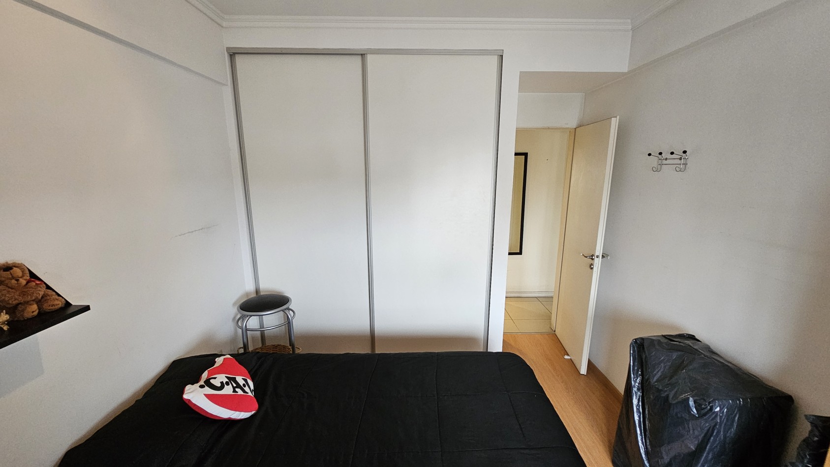 **u$s 95.000** - Venta Dto. de 3 amb. - 7mo piso - Margarita Weild 1500 - Lanus Este