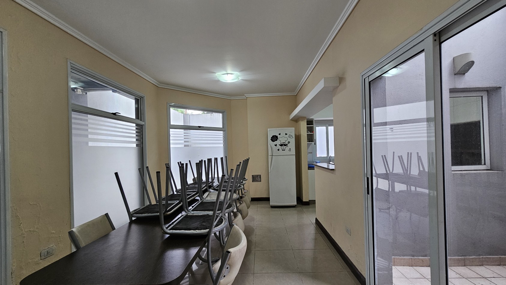 **u$s 95.000** - Venta Dto. de 3 amb. - 7mo piso - Margarita Weild 1500 - Lanus Este