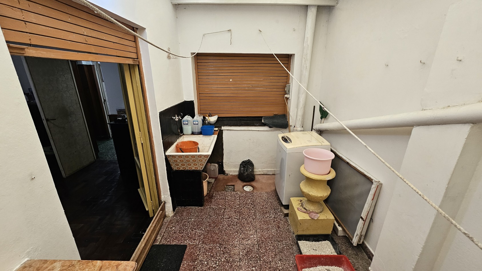 **u$s 52.000.-** - Departamento de 3 ambientes en venta en Humberto Primo al 2300, Lanus.