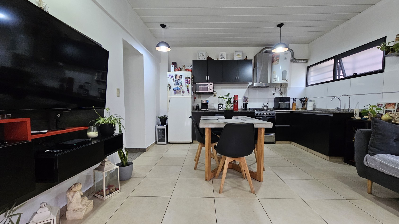 **u$s 79.900.-** - Departamento 3 Amb. C/Espacio Guardacoches y Parrilla en venta.- J. V. Gonzalez al 1400 - Lanus Oeste