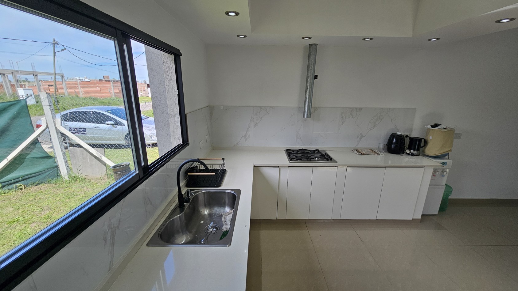 **u$s 75.000.-** (SOLO HASTA EL 30 de ABRIL) - Casa de 4 amb con parque y pileta, NUEVA, Lote propio - Benigno Cal 600 - Tristan Suarez - Ezeiza