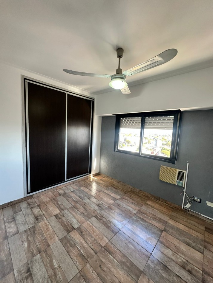 **$550.000.-** - Dpto. 2 Amb. en ALQUILER - Av- Hipolito Yrigoyen al 6300.- Remedios de Escalada