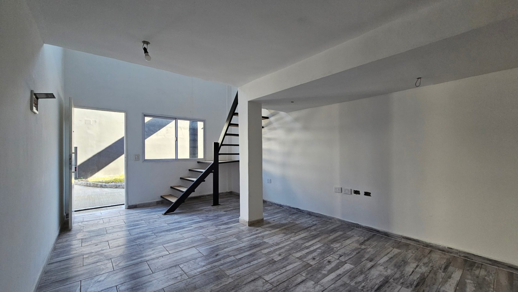 **$480.000.-** - ALQUILER DPTO A ESTRENAR - 2 AMB. Tipo Duplex (DISPONIBLE PARA AGOSTO 2026) - Hornos y Marraspin - Remedios de Escalada