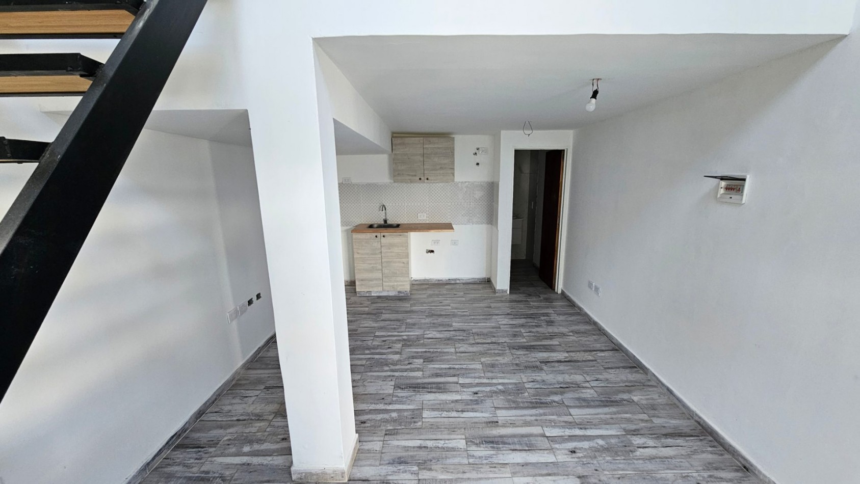 **$480.000.-** - ALQUILER DPTO A ESTRENAR - 2 AMB. Tipo Duplex (DISPONIBLE PARA AGOSTO 2026) - Hornos y Marraspin - Remedios de Escalada
