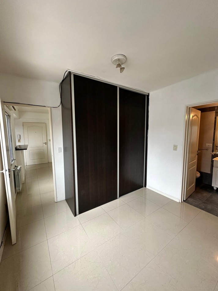 HERMOSO DEPARTAMENTO 2 AMBIENTES EN ALQUILER - ALCORTA AL 400 - LANUS