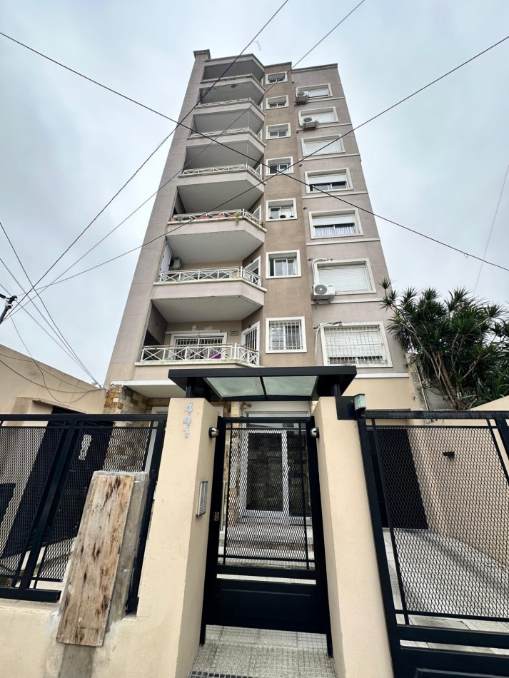 HERMOSO DEPARTAMENTO 2 AMBIENTES EN ALQUILER - ALCORTA AL 400 - LANUS