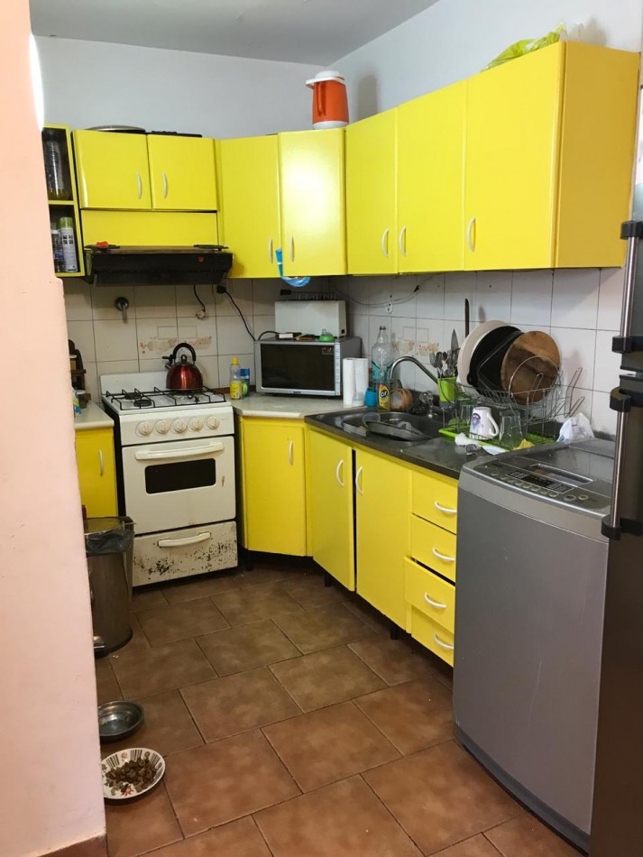CHALET TIPO AMERICANO EN ALQUILER 3/4 AMB. CON GARAGE, TERRAZA, PATIO y DPTO FONDO - ALBARRACIN 3600 - LANUS ESTE