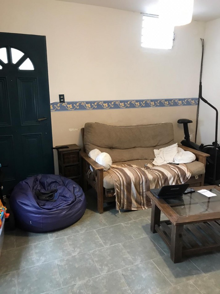CHALET TIPO AMERICANO EN ALQUILER 3/4 AMB. CON GARAGE, TERRAZA, PATIO y DPTO FONDO - ALBARRACIN 3600 - LANUS ESTE