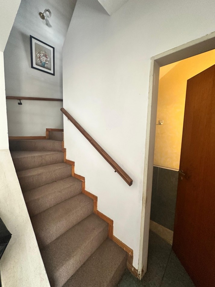 Casa en Venta de 4 Ambientes S/ lote 210 m2 en Barrio Cerrado Los Robles - Burzaco