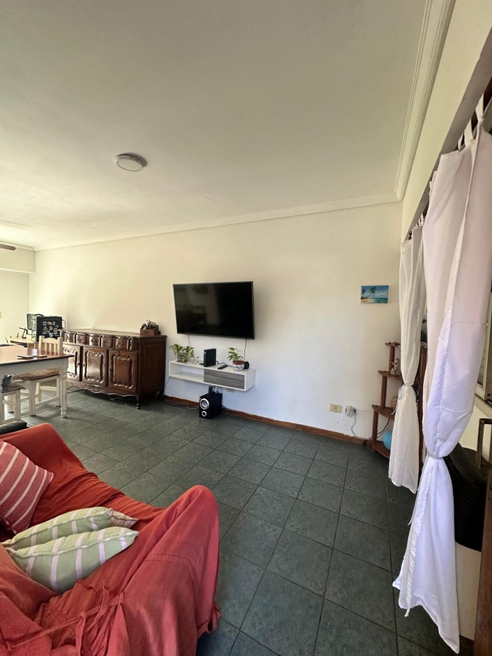 Casa en Venta de 4 Ambientes S/ lote 210 m2 en Barrio Cerrado Los Robles - Burzaco